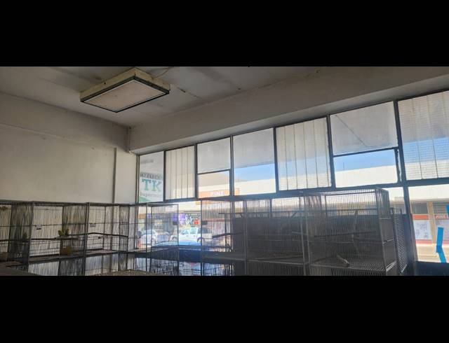 300M² BUSINESS FOR SALE IN VANDERBIJLPARK CENTRAL